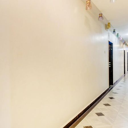Spot On Harihar Lodging And Yatri Niwas Ξενοδοχείο Kolhapur Εξωτερικό φωτογραφία
