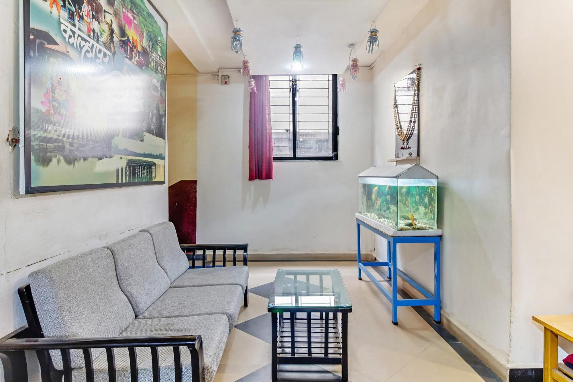 Spot On Harihar Lodging And Yatri Niwas Ξενοδοχείο Kolhapur Εξωτερικό φωτογραφία