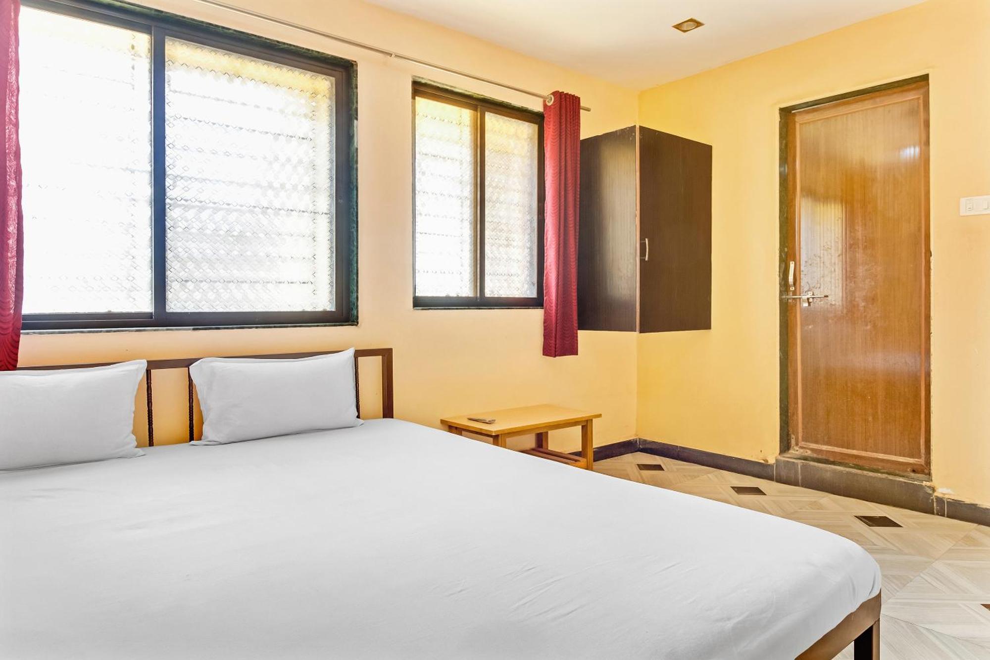 Spot On Harihar Lodging And Yatri Niwas Ξενοδοχείο Kolhapur Εξωτερικό φωτογραφία