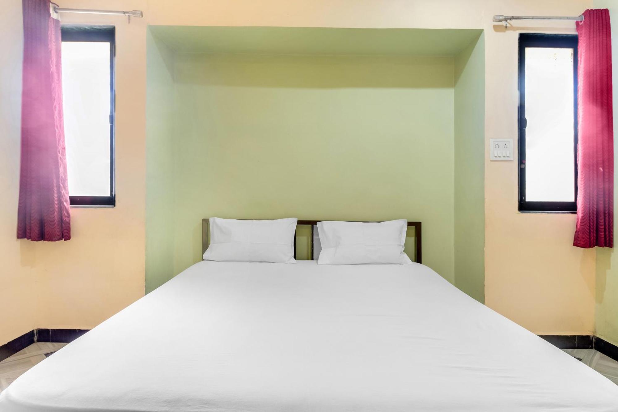 Spot On Harihar Lodging And Yatri Niwas Ξενοδοχείο Kolhapur Εξωτερικό φωτογραφία